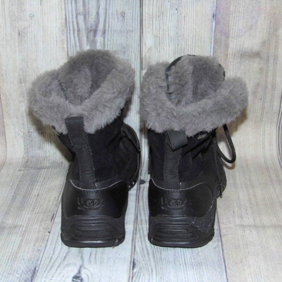 UGG Ostrander Black Suede/Sheepskin Boots Womens Size 8 - Picture 5 of 8